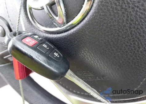 2014 Toyota Corolla Le z USA, uszkodzony, nr VIN 2T1BURHE7EC175408